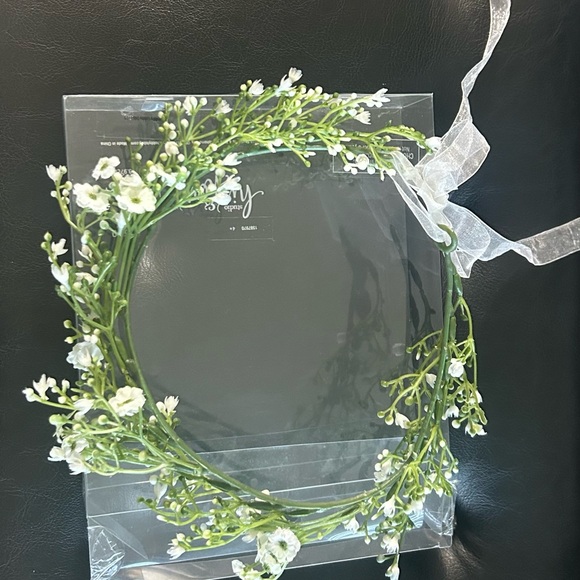 2 crown - Picture 2 of 4